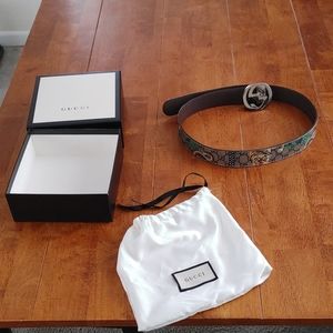 Gucci bangle belt.